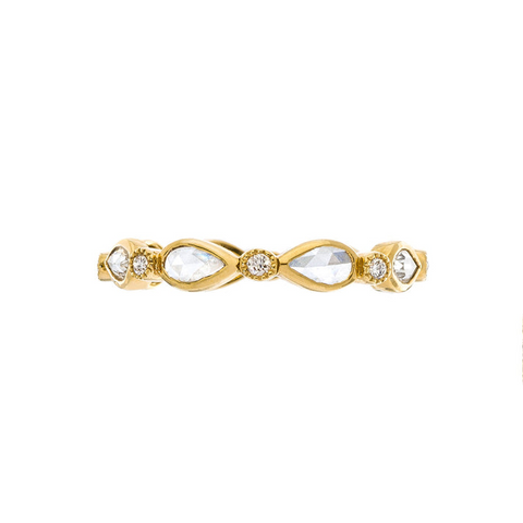 18 Karat Yellow Gold Diamond Ring